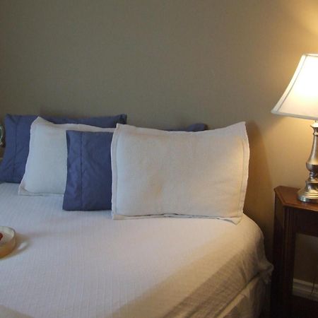 Country Encounters Accommodations Coleman Rum bild