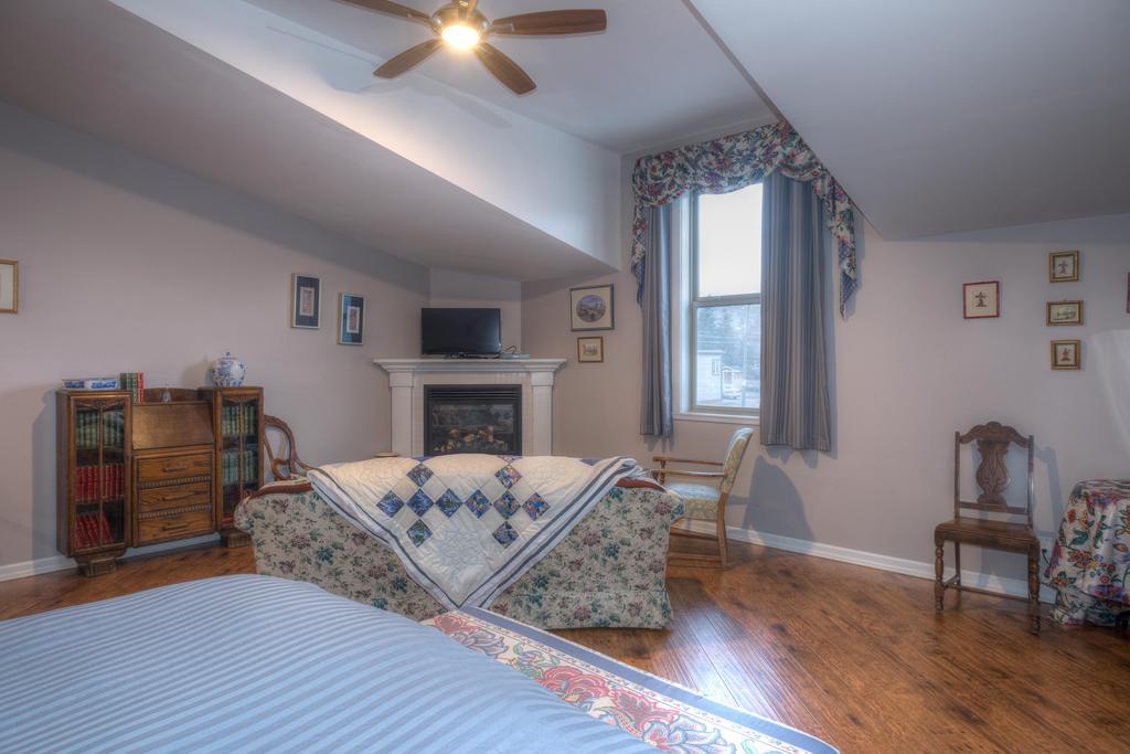 Country Encounters Accommodations Coleman Rum bild