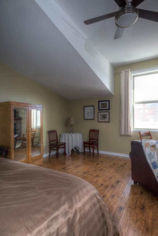Country Encounters Accommodations Coleman Exteriör bild