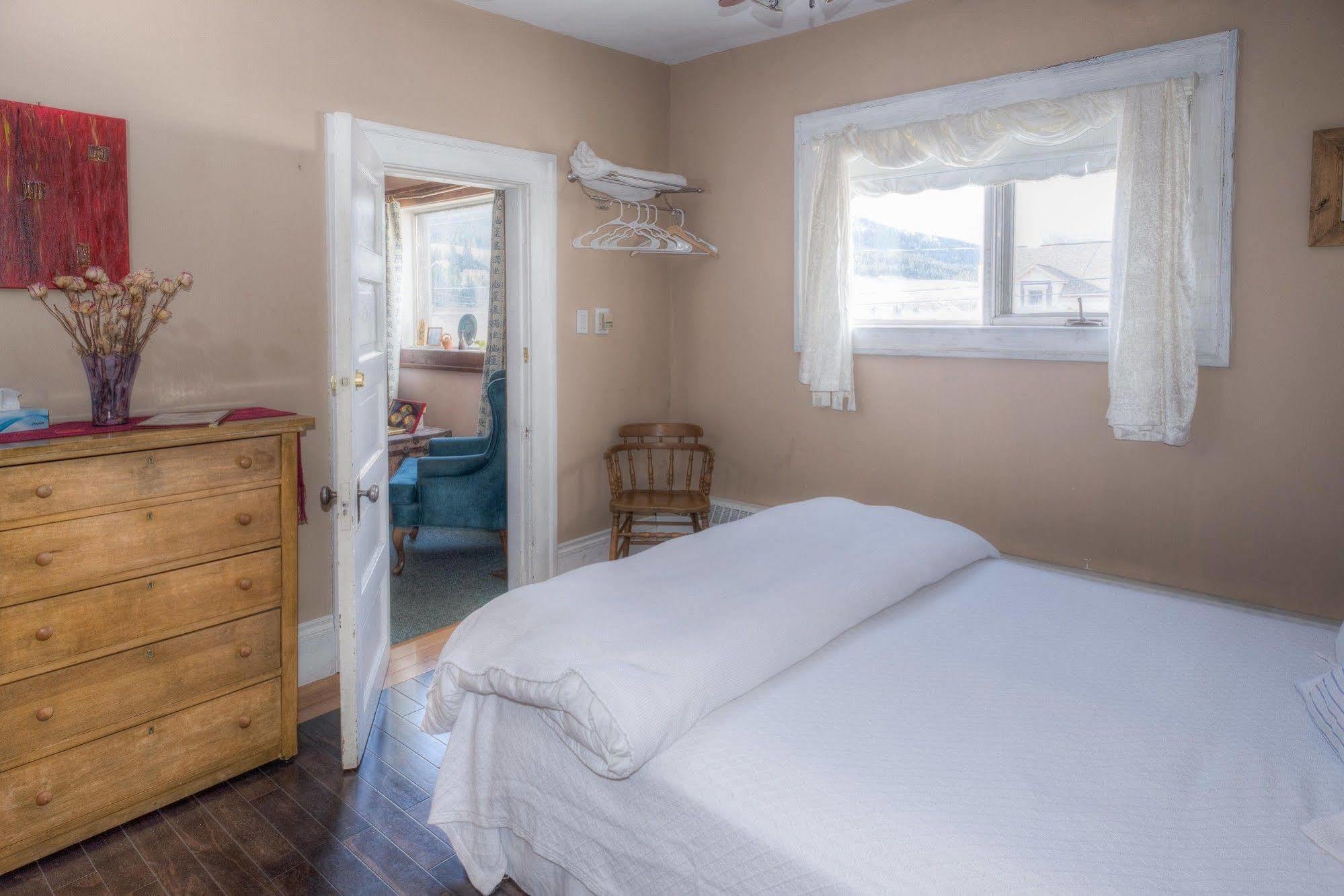 Country Encounters Accommodations Coleman Exteriör bild
